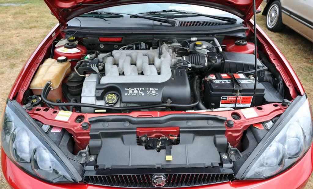 2000 Roush Edition Mercury Cougar Engine