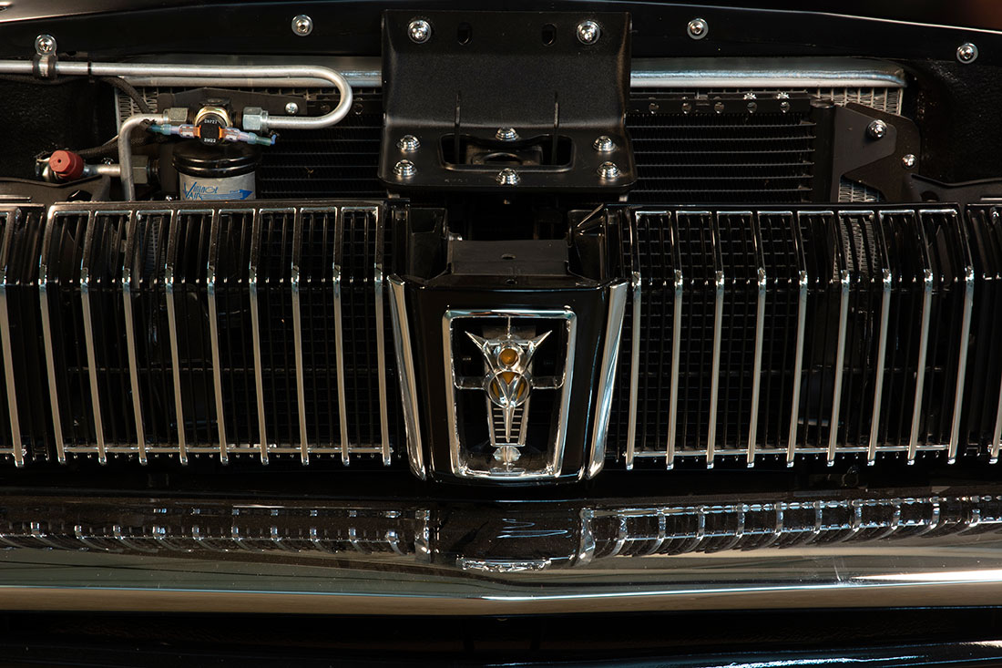 Stacey David's 1967 Mercury Cougar V8 Interceptor Headlights