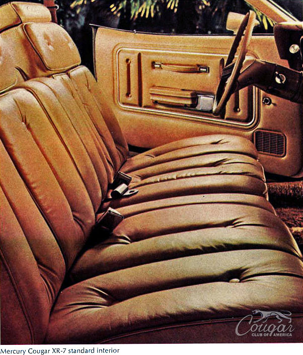 1975 Mercury Cougar XR-7 Standard Interior-01
