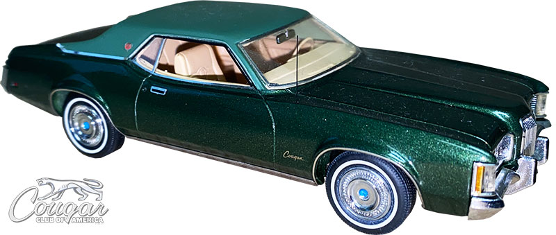 Neo-Scale-Models-1971-Mercury-Cougar-XR-7-Dark-Green