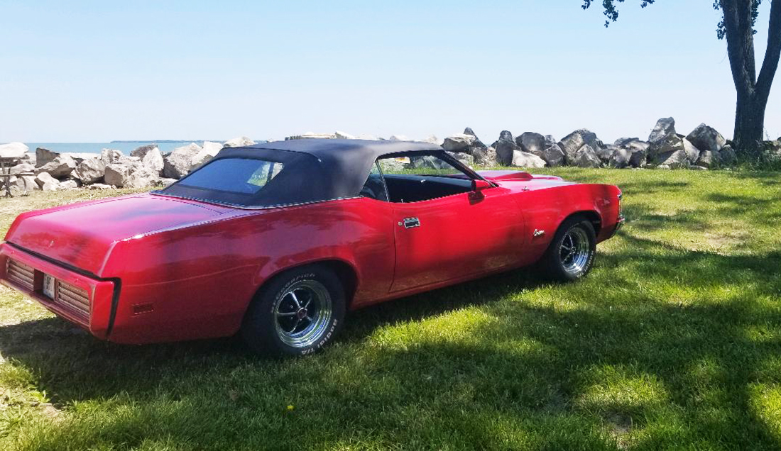 #1841 Marty & Kerry Mack 1971 Mercury Cougar Convertible